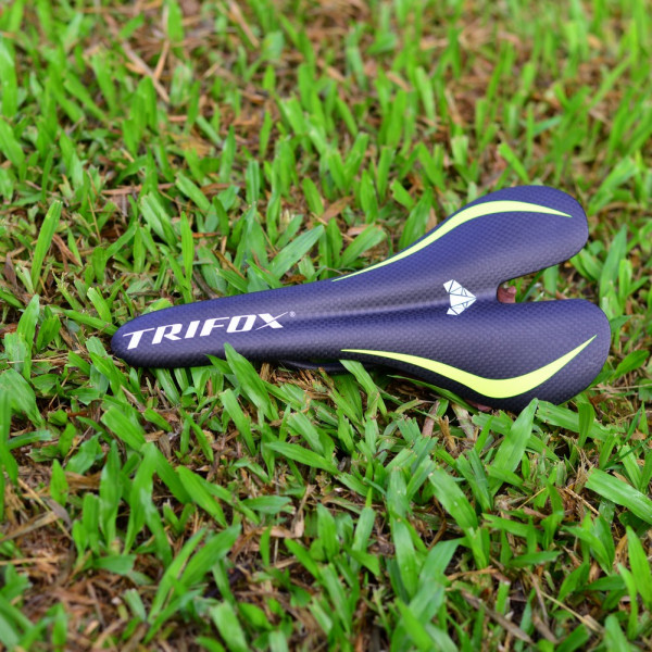 Carbon Bike Saddle CS100